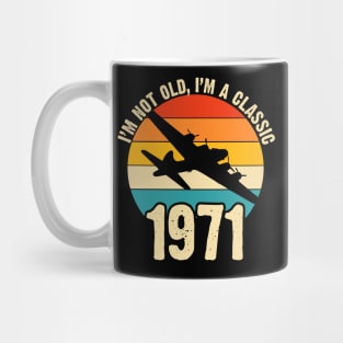 Aircraft Pilot born 1971 50th Birthday Gift Airplane Plane B-17 Bomber Mug